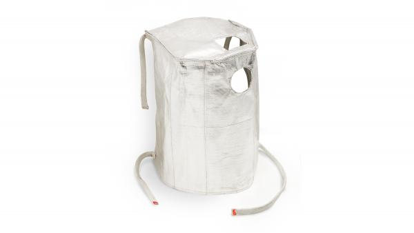 Heat reflective insulating coats